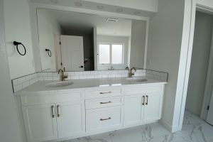 Ascent - Primary Ensuite #3